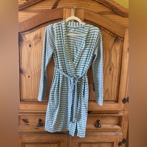 Bump in the Night maternity blue green gray striped robe size M